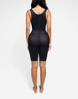 kombinezon ma suwak z boku