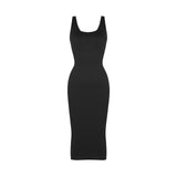 Sukienka modelująca CAMILA