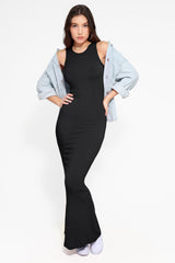 Sukienka modelująca Crema