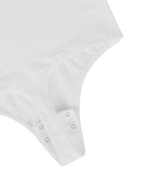 body elena jest w kolorze bialym i czarnym