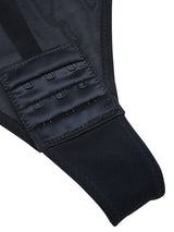 Body Lace ma wysokiej jakości delikatny w dotyku materiał.