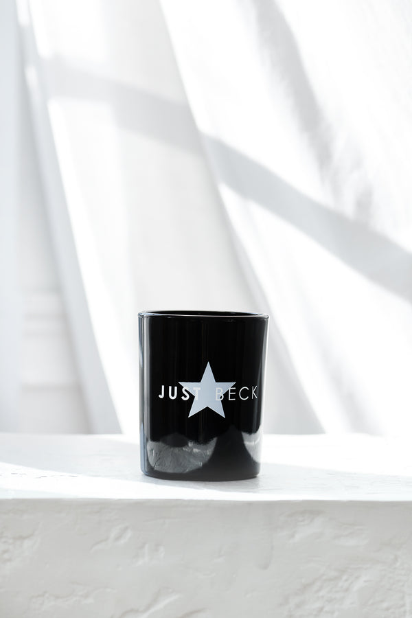 Świeca zapachowa Just Beck – Teak & Tonka