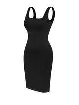 Sukienka modelująca Margo Black